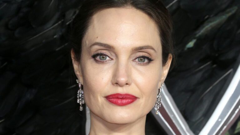 angelina jolie medio oriente