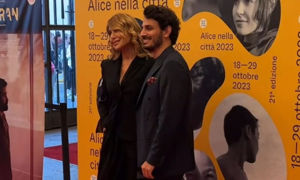 Barbara d’Urso fiera del figlio Emanuele Berardi: “Un pezzo del mio cuore è tuo”