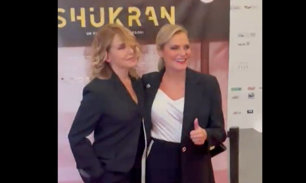 Simona Ventura: dopo la Venier, l’abbraccio con Barbara d’Urso