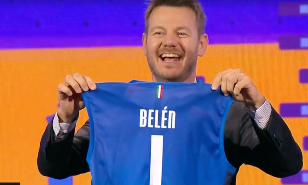 Stasera c’è Cattelan: un’altra provocazione per Belén Rodriguez