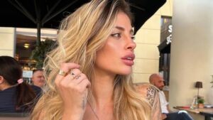Chiara Nasti risponde alle critiche sull’allenamento in gravidanza: “Se voi non ce la fate non è un problema mio”