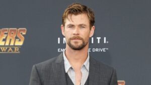 Chris Hemsworth e la predisposizione all’Alzheimer: “La mia vita è cambiata”