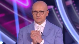 Elenoire Ferruzzi tuona sul GF: “É tutto finto”