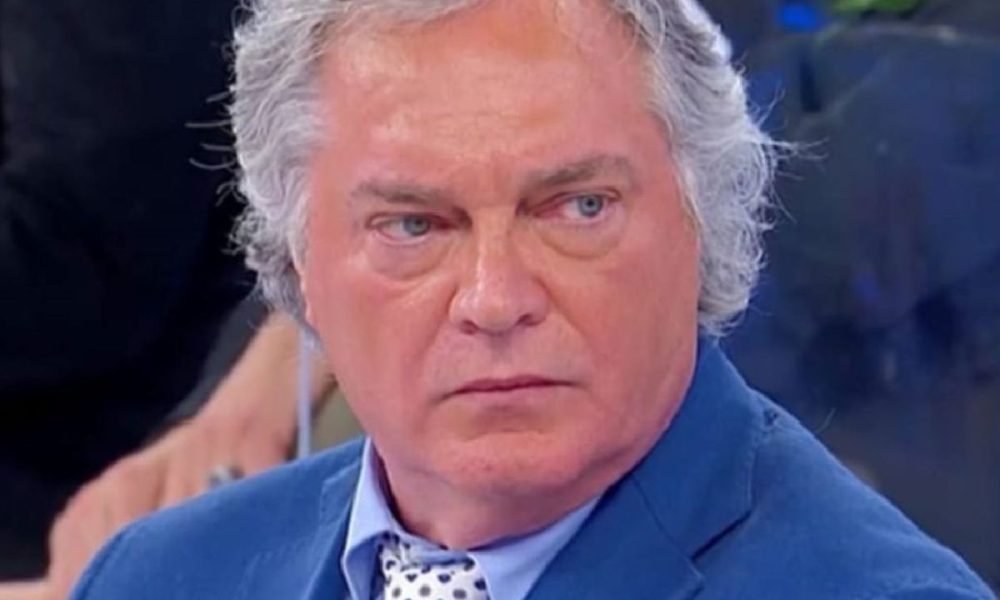 Tina Cipollari punge ancora Elio: “Se nessuna si presenta…”