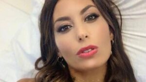 Elisabetta Gregoraci e la passione per una merendina in particolare: “É il terzo della notte”