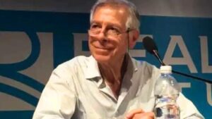 Addio a Ernesto Ferrero: l’ex direttore del Salone del Libro di Torino si è spento a 85 anni