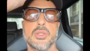 Fabrizio Corona in Questura: c’entra il presunto giro di scommesse illegali