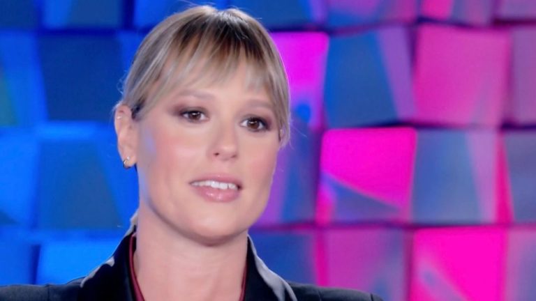 federica pellegrini parto acqua
