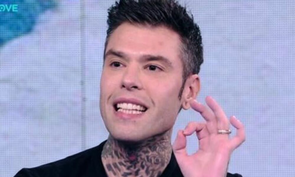 Fedez, Pappalardo: “Non mi piace. Se lo vedo in tv cambio”