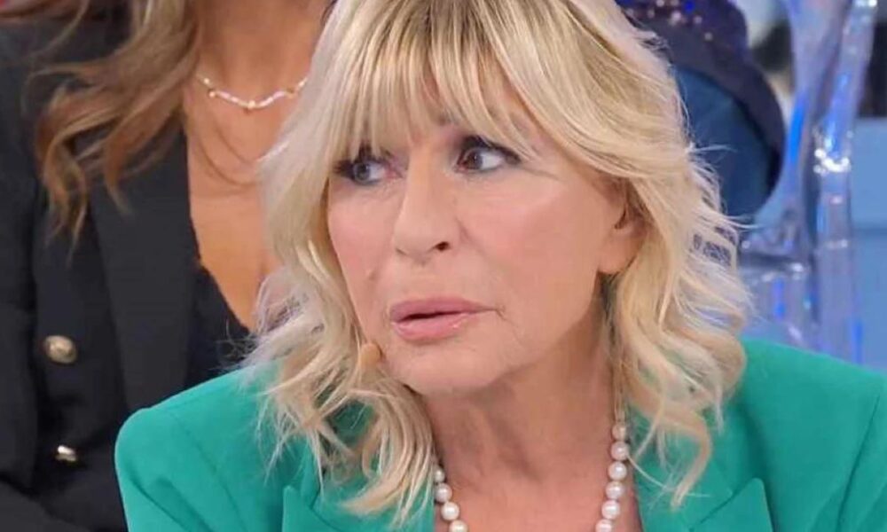 Bruno e Gemma, prove di bacio in studio: il piano di Tina va a buon fine