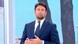 Andrea Giambruno non condurrà più il Diario del Giorno su Rete4