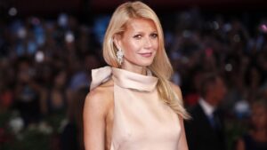 Gwyneth Paltrow ricorda l’amore con Matthew Perry: “Era così dolce e divertente…”