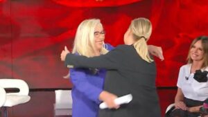 Domenica In: scoppia la pace tra Simona Ventura e Mara Venier