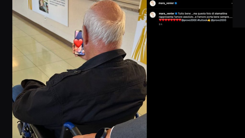 Nicola Carraro in sedia a rotelle: il messaggio di Mara Venier 42 nicola carraro sedia rotelle