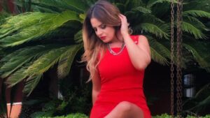 Anticipazioni Uomini e Donne: Roberta bacia Gianni Sperti, Manuela abbandona lo studio