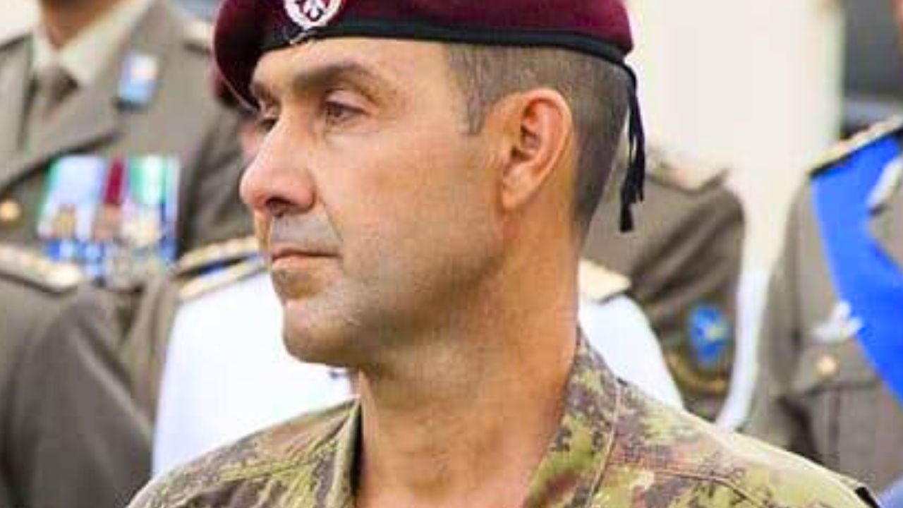 Vannacci: "Mia figlia gay? La indirizzerei verso l'eterosessualità" 41 Roberto Vannacci