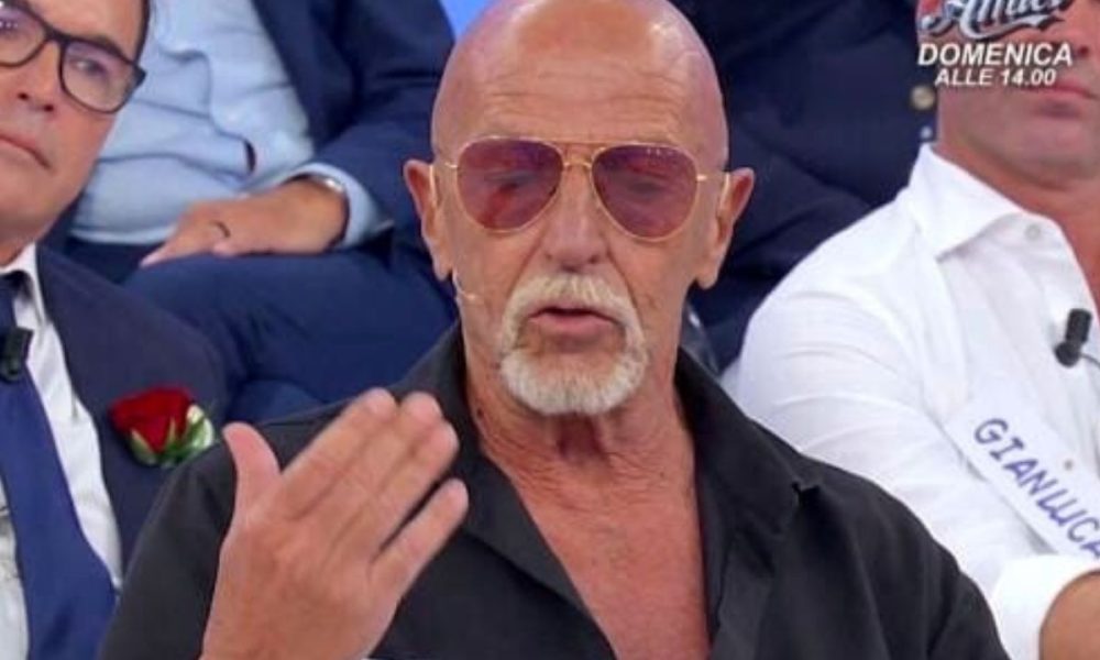 Silvio e Donatella, il chiarimento: “Non pensare che voglio solo andare a letto”