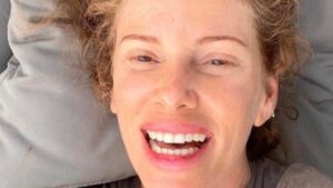 Alessia Marcuzzi sul tempo che passa: “Invecchiare non mi spaventa”