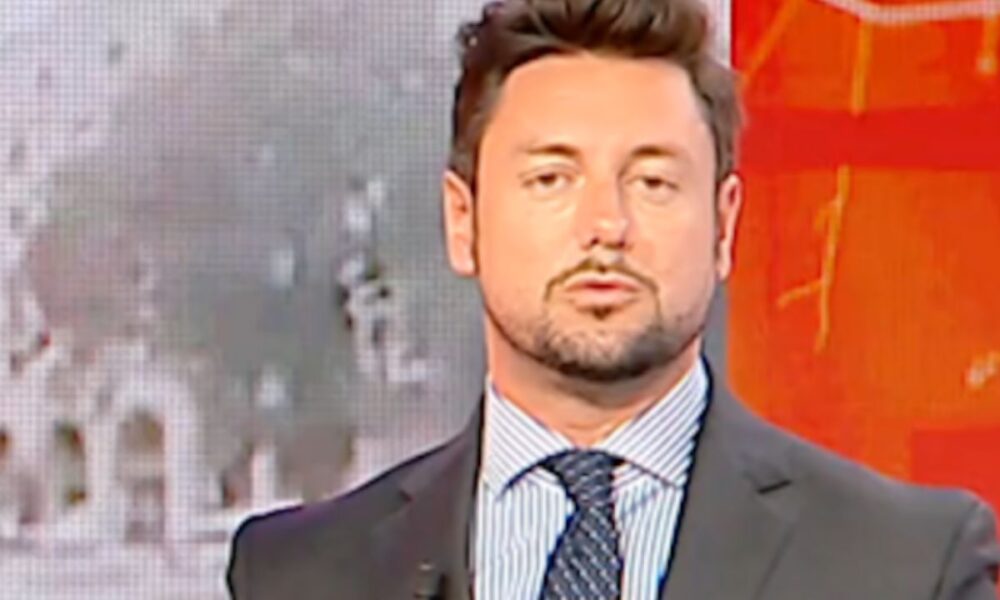 Andrea Giambruno, nuova vita e nuova casa: “Provato e non felice del trasferimento”