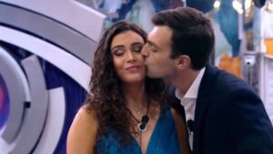 Angelica fuori dal GF, sui social la ribellione: “Sembra di stare al circo”