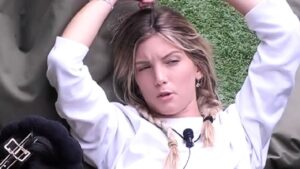 Anita, fiume di critiche sui social: uno scivolone peggio dell’altro al GF