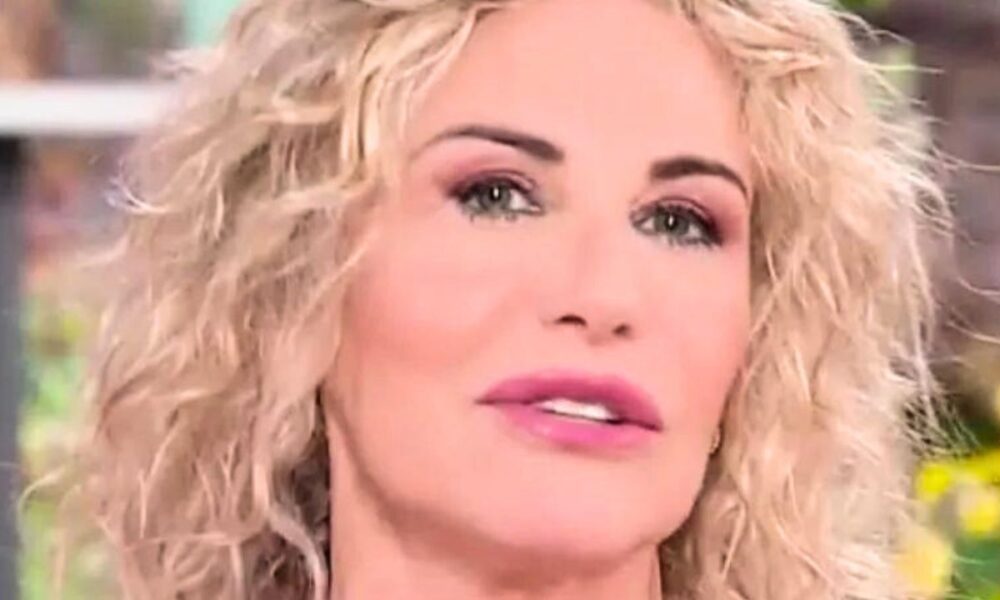 Antonella Clerici sfida Mediaset: “Possiamo andare in onda di mercoledì?”