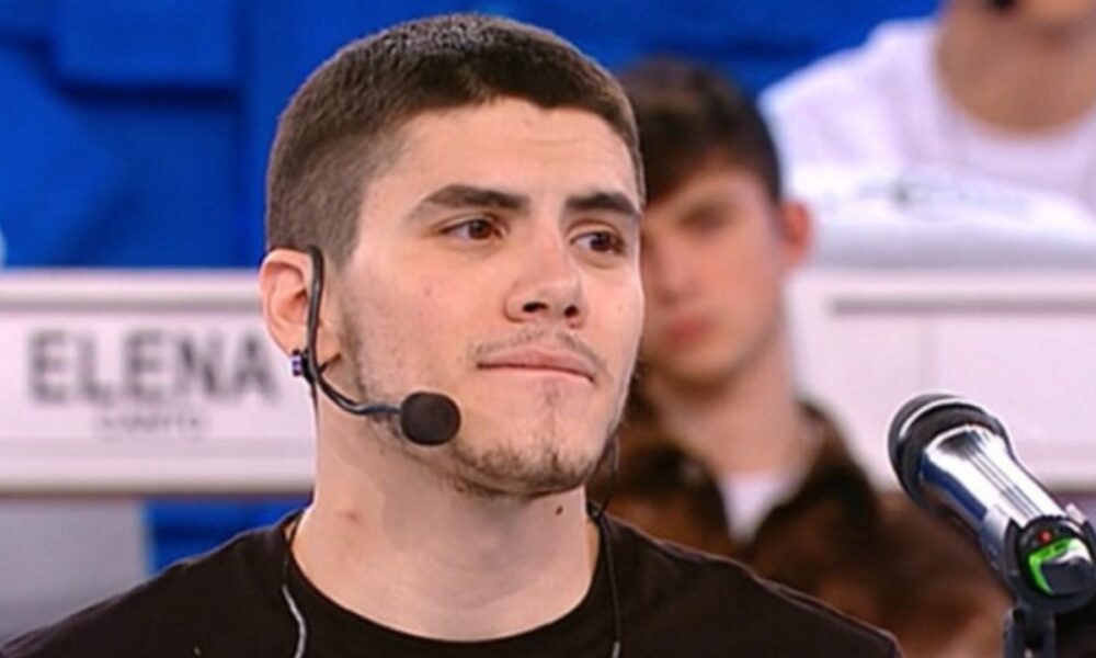 Calma, l’ex cantante di Amici contro il talent e Rudy Zerbi: “Ero costretto a litigare”