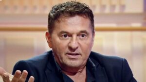 Faccia a faccia tra Teo Mammucari e Caprarica a Ballando: si parla di rissa sfiorata