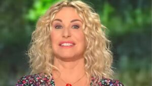 Antonella Clerici su É sempre mezzogiorno: “Da me molti chef stellati, ma non c’è spazio per i ‘fighetti'”