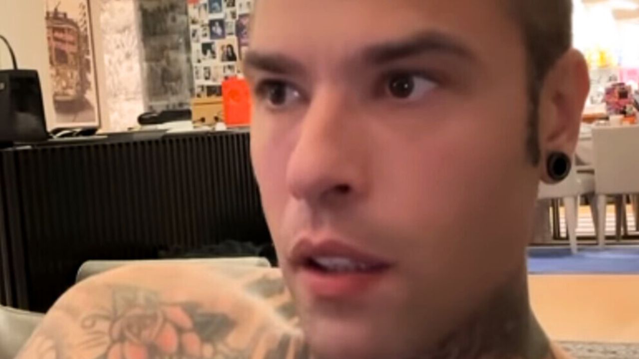Fedez, è polemica con Romano La Russa: "Piccolo uomo" 41 fedez la russa