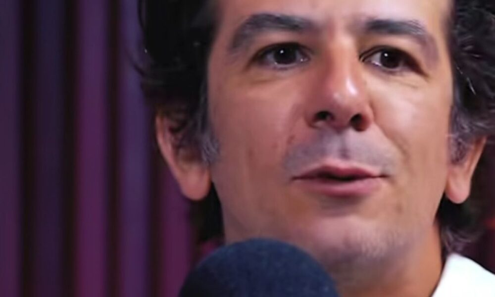 Francesco Mandelli, l’attore ricorda il periodo del liceo: “Ero un po’ oppresso”