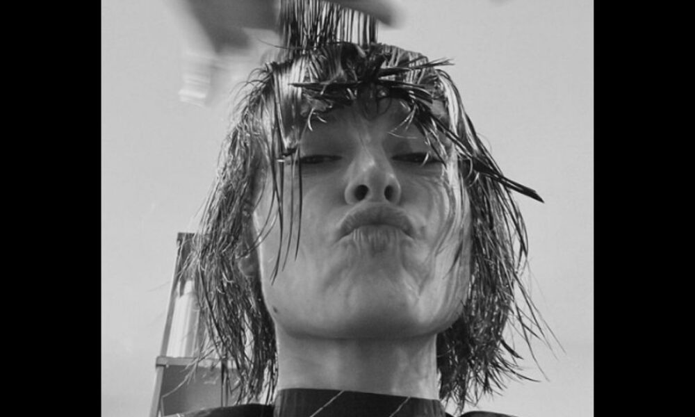 Kasia Smutniak cambia look: il nuovo taglio di capelli dell’attrice