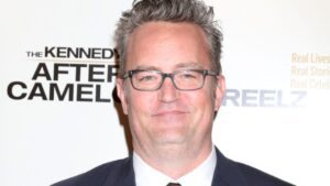 Matthew Perry, funerali privati per l’attore: presente anche il cast di Friends