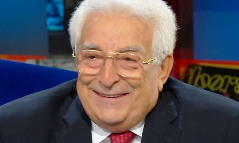 Michele Guardì commenta il servizio de Le Iene su di lui: “Cose vecchie, non sono sessista”