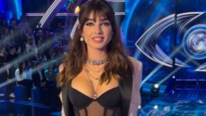 Rebecca Staffelli in tribunale: la testimonianza sulla canzone che l’ha costretta a cambiare casa