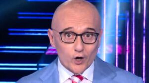 Grande Fratello, le scuse di Signorini: “Chiedo perdono al pubblico”