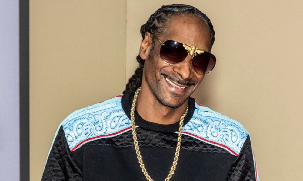 Snoop Dogg dice basta alla marijuana: “Ho deciso di smettere di fumare”