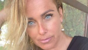 Sonia Bruganelli e l’amore per la famiglia in un post social: spunta il commento della figlia Adele