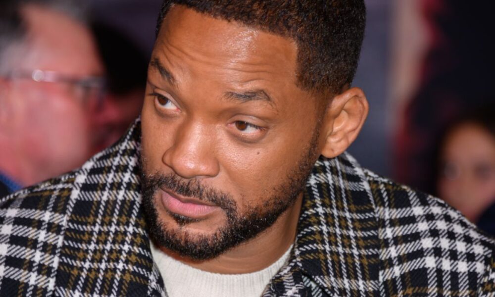 L’ex assistente di Will Smith scatena il gossip: “L’ho sorpreso con un altro attore”