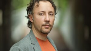 Intervista ad Andrea Ascolese: “Con Vertigo racconto il colpo di fulmine in musica”