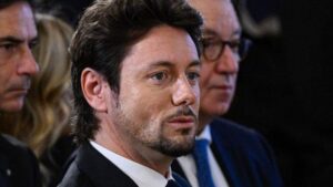 Andrea Giambruno contro Mediaset: “Mi ha fatto fare una figura…”