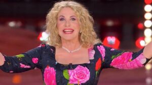Ascolti tv venerdì 15 dicembre: The Voice Kids supera Ciao Darwin