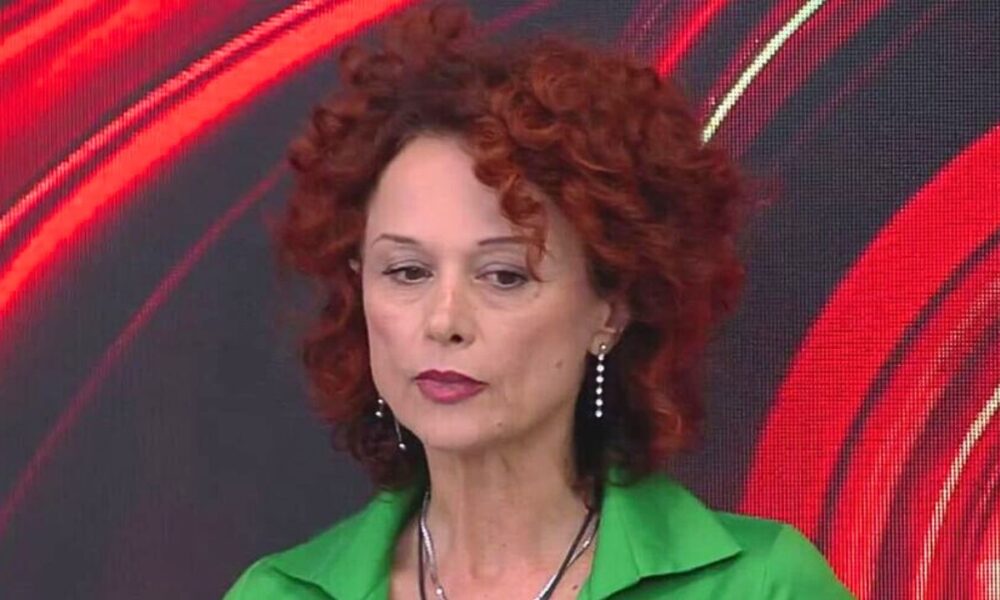Beatrice Luzzi torna al GF? Prende la parola lo staff dell’attrice