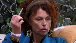 Beatrice Luzzi, la pericolosa frase al GF: lo scivolone sullo sponsor