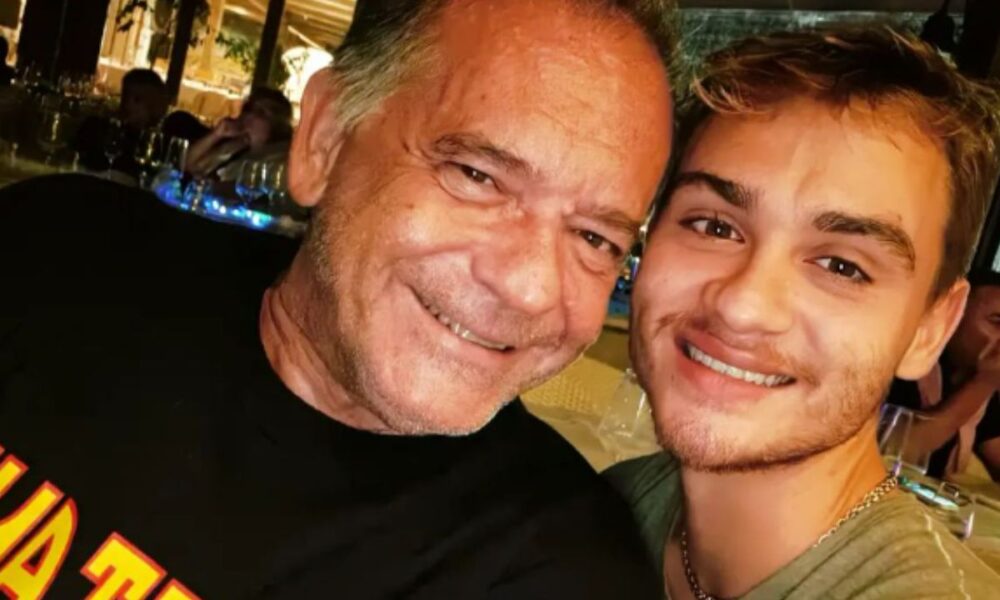 Alessandro Cecchi Paone e Simone Antolini sono ufficialmente sposi: il matrimonio a Napoli