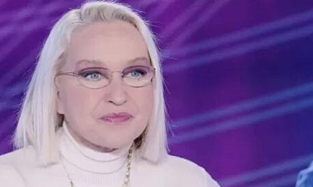 Eleonora Giorgi ha iniziato la chemioterapia: “Dopo potrò operarmi”
