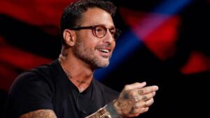 Fabrizio Corona interviene su Belen e De Martino: “Scoppiati definitivamente”