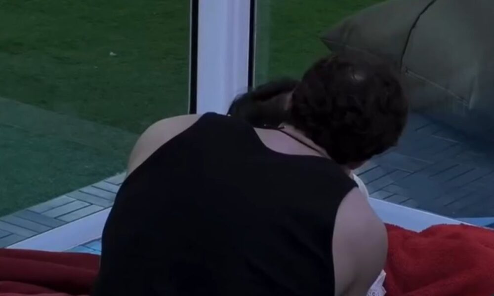 Federico bacia Greta al GF, ma è interessato ad Anita