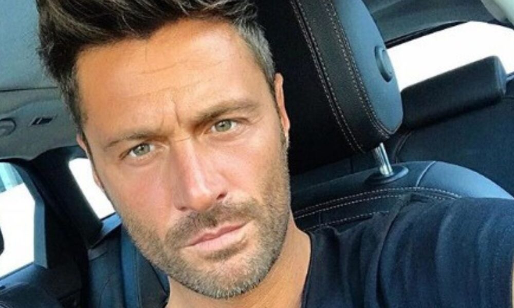 Filippo Bisciglia, trucco e abiti femminili sui social: “Nessuno deve essere giudicato”