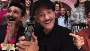 Pier Silvio Berlusconi manda un audio a Fiorello: l’ironia su Sanremo